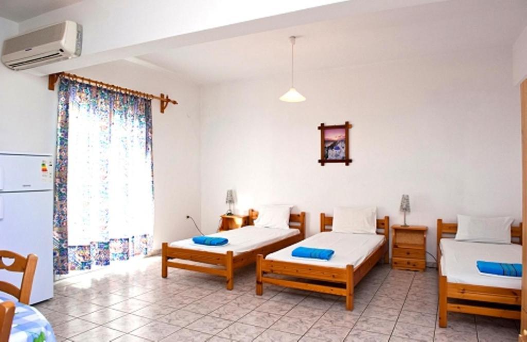 Syraina Apartments Skiathos Pokoj fotografie